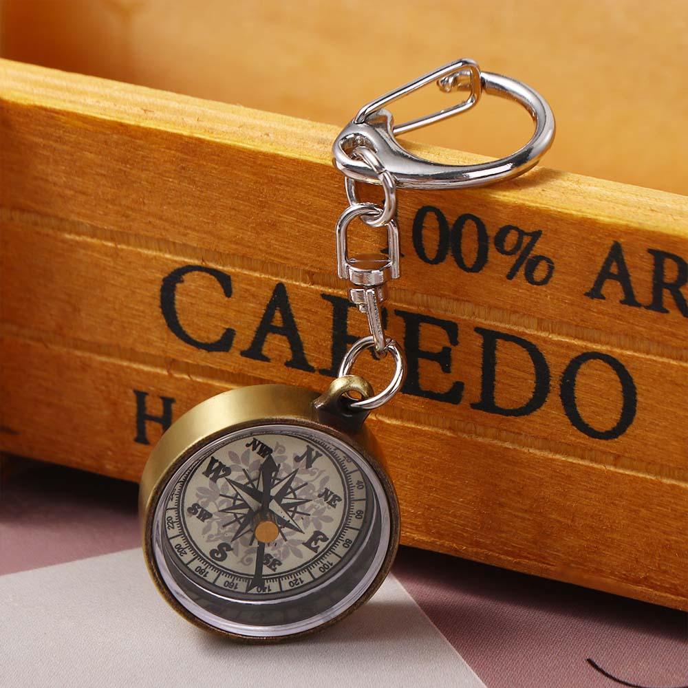 Compass Keychain Mini - Alat Navigasi Warna Emas Gantungan Kunci