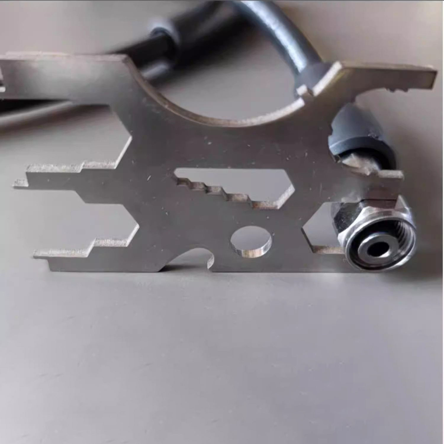 Set Obeng Regulator Selam Baja - Multitool Credit Card ulasan dan harga